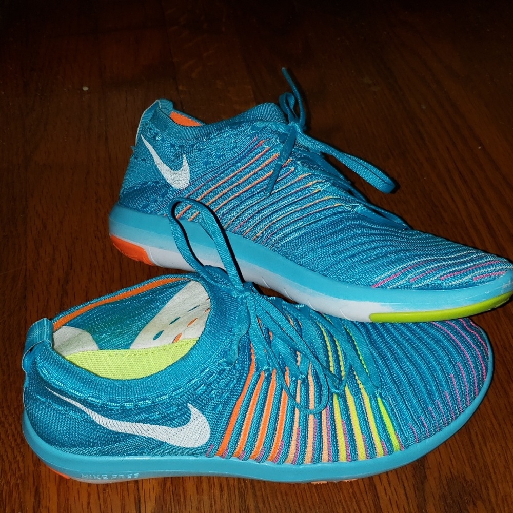 🆕👟NWOT Nike Free Transform Flyknit